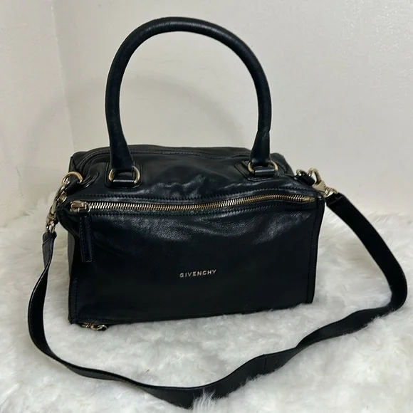 💯Authentic Givenchy Pandora Handbag🍀 - Picture 12 of 17